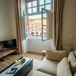 Апартаменты Chez Alex Vue Directe Sur La Place Nationale Монтобан